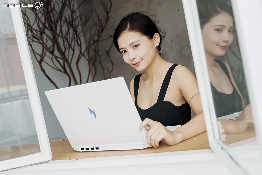 點我看大圖 Acer Nitro V 14 AMD 實測報告|AMD、NVIDIA 雙動力加持,為行動遊戲與創作而生