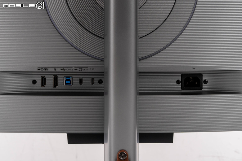 BenQ RD280U 程式設計護眼螢幕開箱實測 以獨特編碼色彩模式提供更舒適工作視野