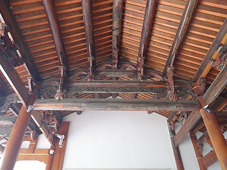 鳳儀書院、鳯山龍山寺、鳯邑城隍廟、鳳山縣新城殘蹟、曹公廟、鳳山教會 — 2024年末鳳山快閃訪古行旅紀錄
