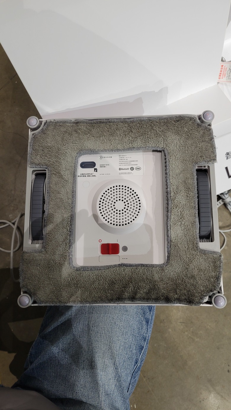【科沃斯ECOVACS X8 PRO OMNI 全台首款自動洗地機器人 & WINBOT W1S 智慧擦窗機器人】體驗會分享