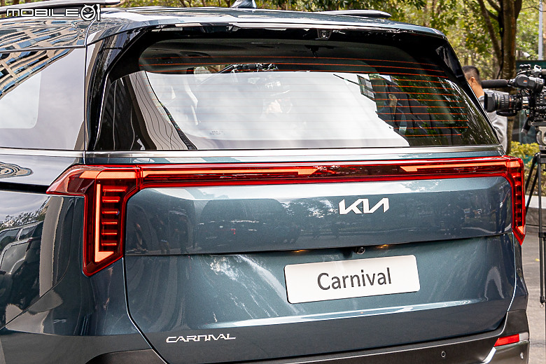 【採訪】Kia 小改款 Carnival 三車型 164.9~205.9 萬元正式上市!