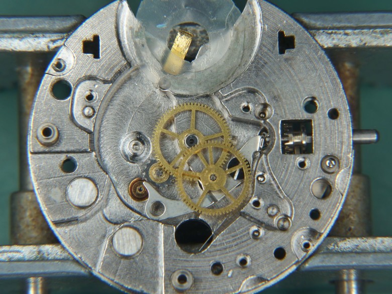 自娛玩修錶 - Hamilton Electric "Nautilus 500" 電動錶 (cal. 505)