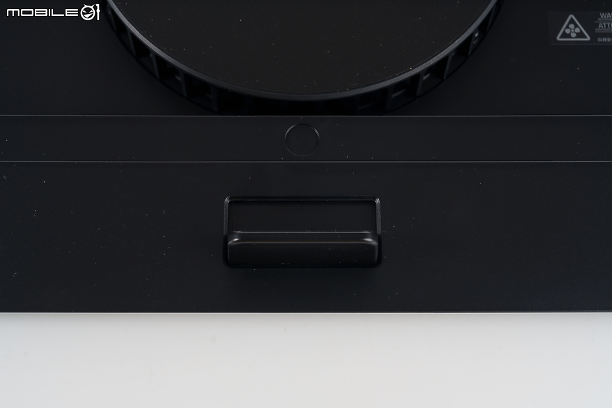 Razer Laptop Cooling Pad 實測｜14-18 全尺寸筆電支援與適應性智慧散熱技術