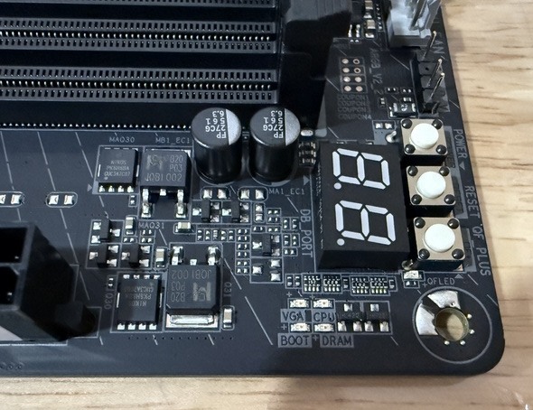 萬元Z890 首選C/P 取向Ready For AI 鷹神 Z890 AORUS ELITE WIFI7 開箱