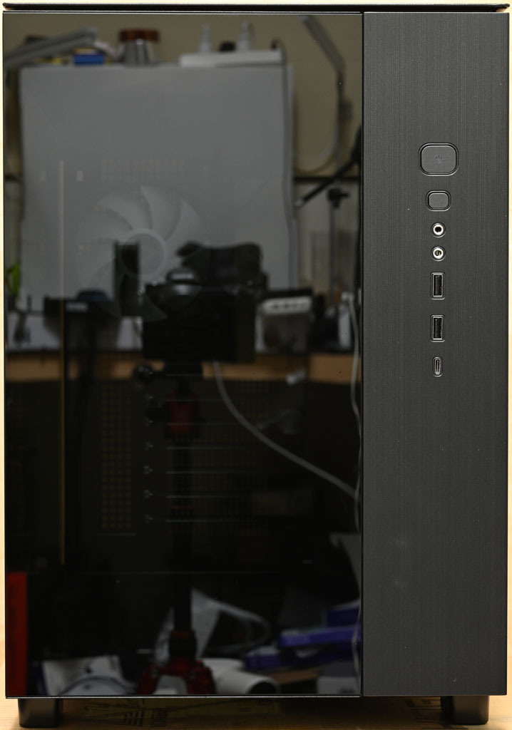 點我看大圖 MONTECH君主KING 65 PRO機殼開箱