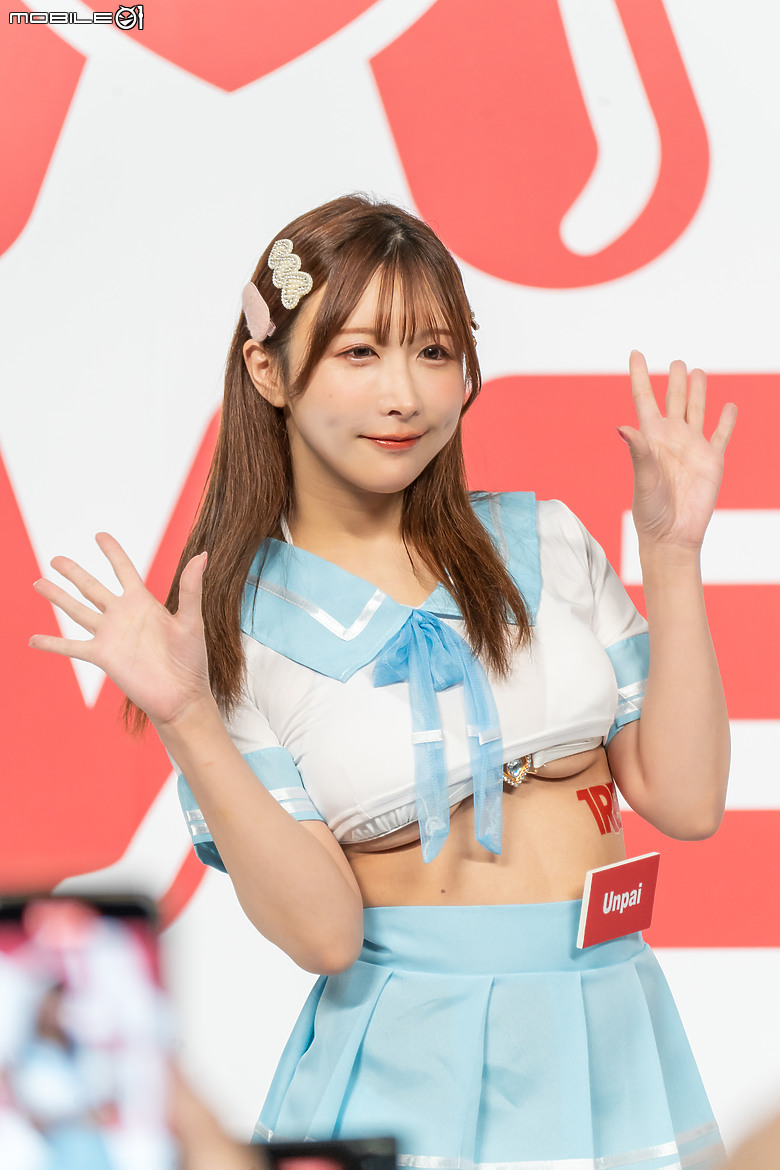 2024 TSE 台灣寫真博覽會學服祭直擊｜多國寫真女神夢幻合體、養眼福利大放送！