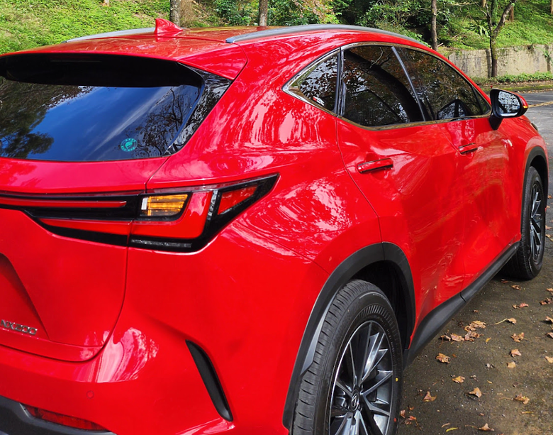 分享剛入手的 LEXUS 紅色NX200