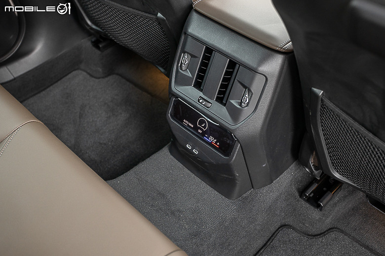 BMW 大改款 X3 20 xDrive M Sport 試駕｜創新大膽設計、科技層面躍進，更面面俱到的招牌 SAV！