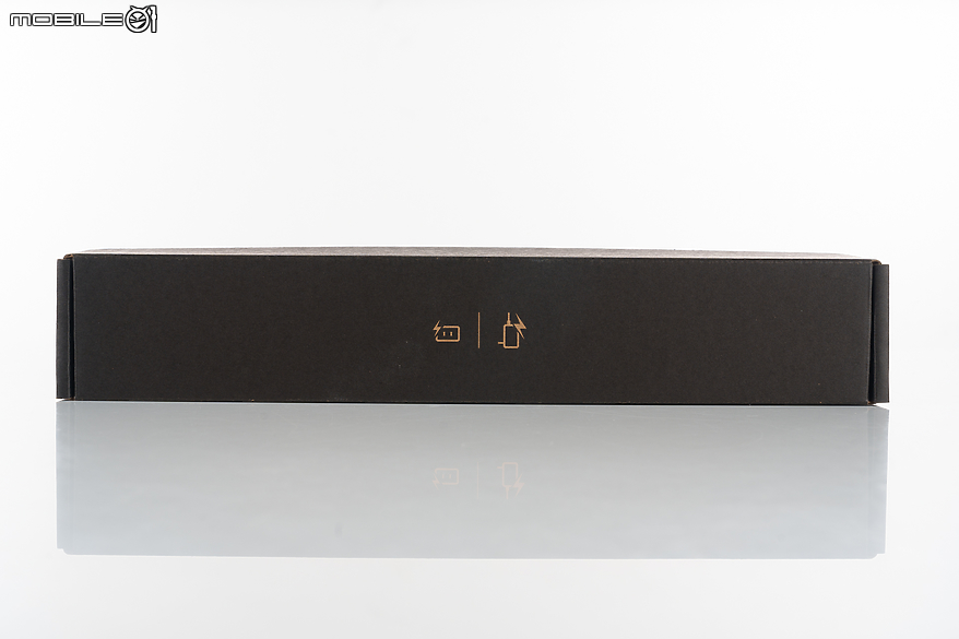 Razer Laptop Cooling Pad 實測｜14-18 全尺寸筆電支援與適應性智慧散熱技術