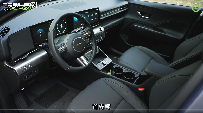 【影音試駕】Hyundai Kona EV大改款,定位尷尬的好車!