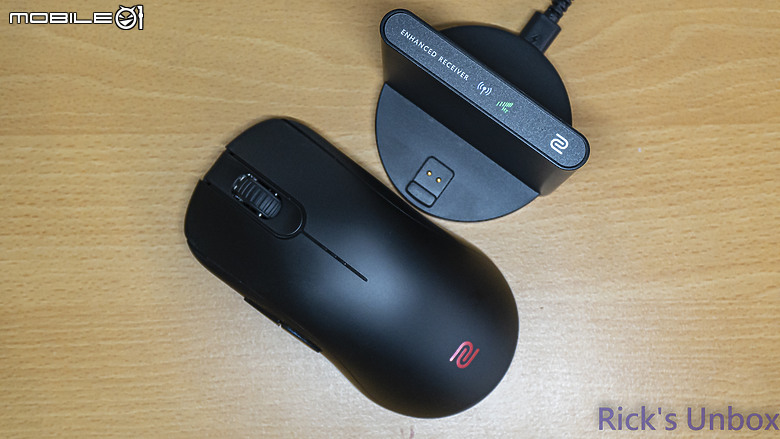 點我看大圖 【開箱】經典FK無線4K輕量化 | ZOWIE FK2-DW ft. ZOWIE G-SR-III