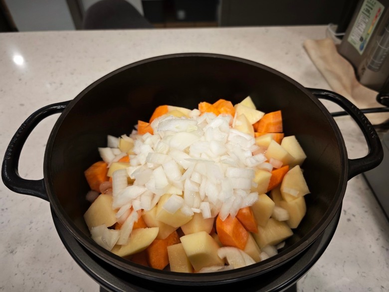 小V鍋招牌無水燉菜