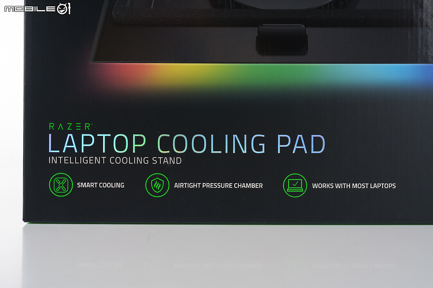 Razer Laptop Cooling Pad 實測｜14-18 全尺寸筆電支援與適應性智慧散熱技術