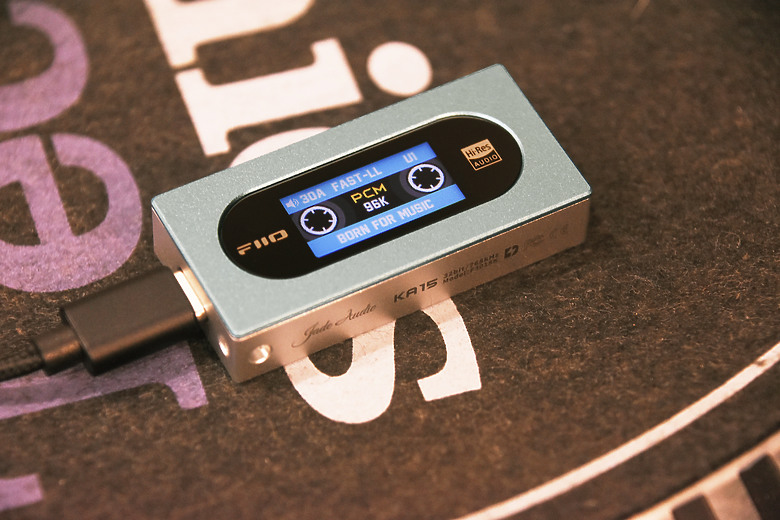 [開箱評測] FiiO KA15 隨身型解碼耳機轉換器~小巧精美卻蘊藏絕美聲音