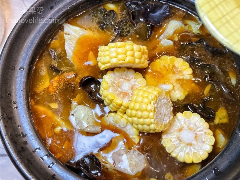 好吃的薑母鴨，濃郁的薑香，軟嫩的鴨肉，吃完全身暖呼呼