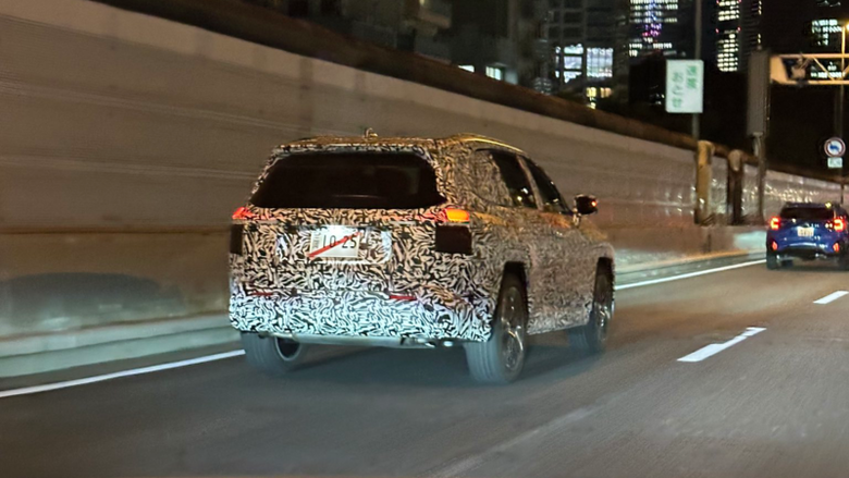 大改款RAV4確定變醜, 該買舊款五代RAV4嗎?