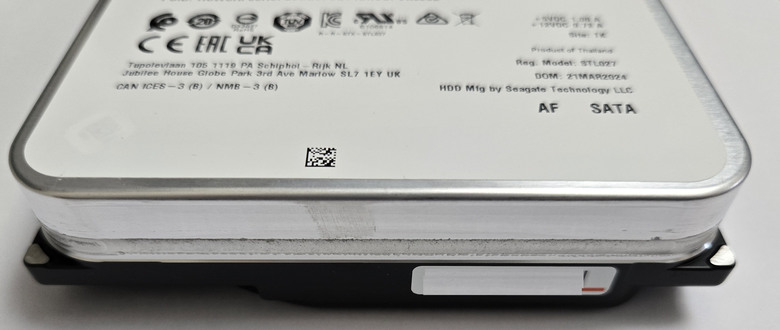 【開箱簡測】Seagate NAS (那嘶狼) IronWolf Pro 24TB ST24000NT002 硬碟效能簡測 (圖多)