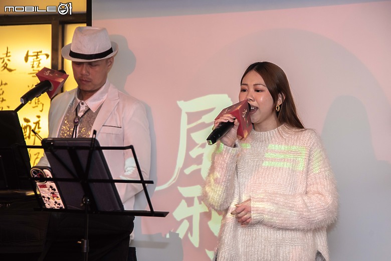 2024 Mobile01小惡魔尾牙宴｜首位年資20年員工誕生，近距離看幻術大仙表演好震撼！
