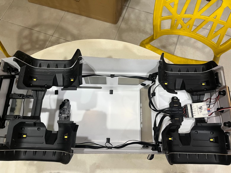 #開箱 Traxxas trx4＋零件改裝