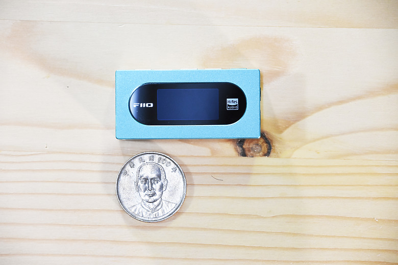 [開箱評測] FiiO KA15 隨身型解碼耳機轉換器~小巧精美卻蘊藏絕美聲音