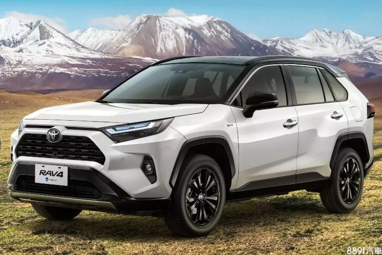 Toyota大改款RAV4再度捕獲!車尾輪廓更清晰