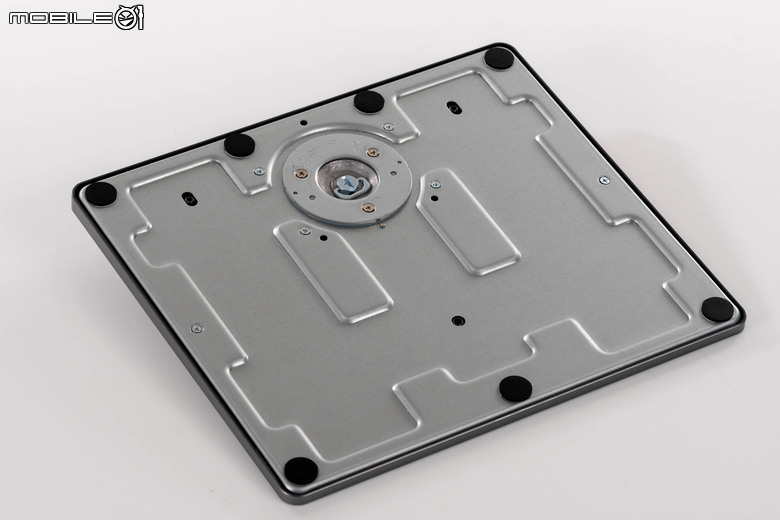 BenQ RD280U 程式設計護眼螢幕開箱實測 以獨特編碼色彩模式提供更舒適工作視野