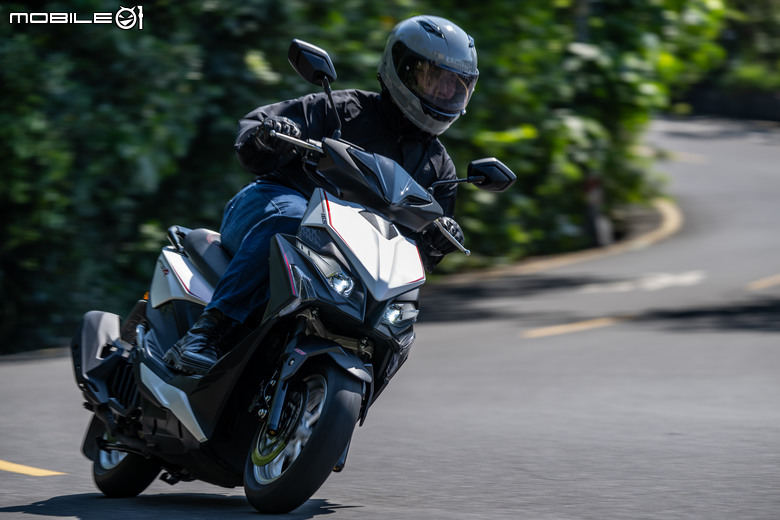 KYMCO RTS R 165 試駕|動力、懸吊、輪胎、車台剛性全升級!年度壓軸盡展誠意,挑戰者當如是!