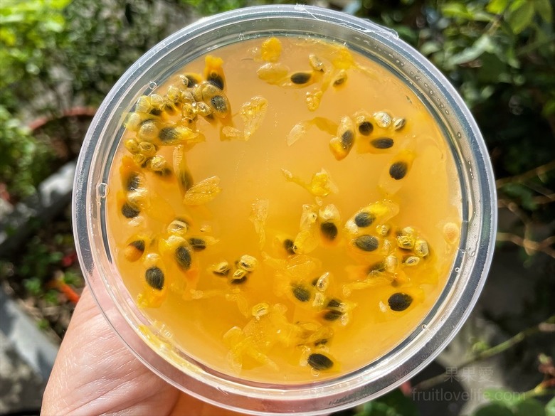 點我看大圖 愛喝茶的不能錯過,鮮萃茶就像新鮮現泡的風味,還有銅板美食小點心可以配著吃