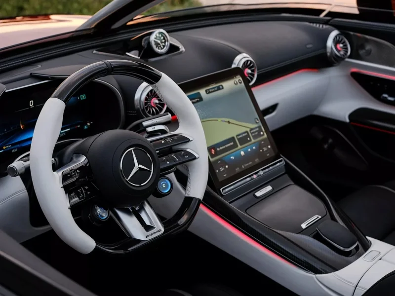 奔放不羈!Mercedes-AMG PureSpeed 跑車挾 F1光環震撼登場