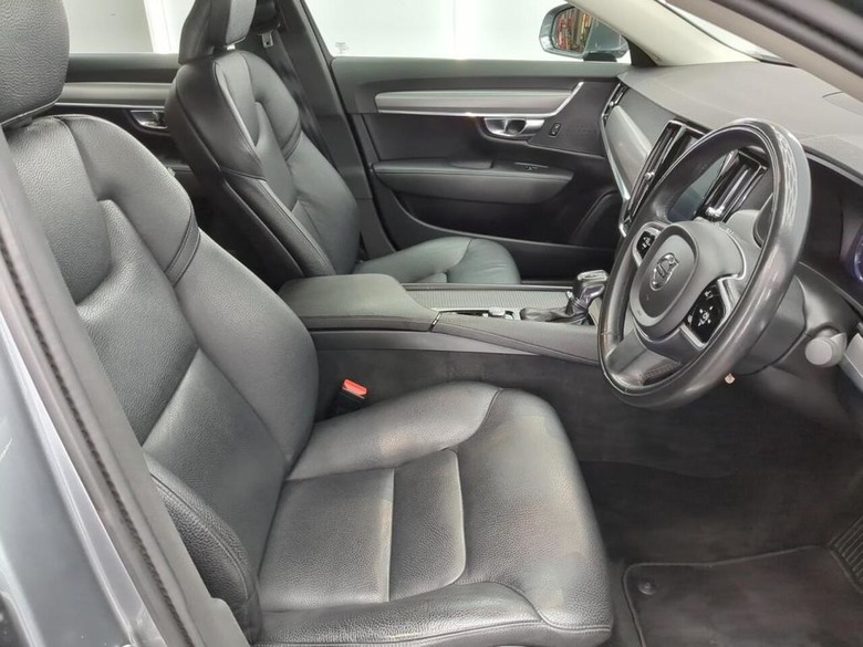 【經驗分享】難以言喻的體驗 – Volvo 台中公益店售後服務體驗