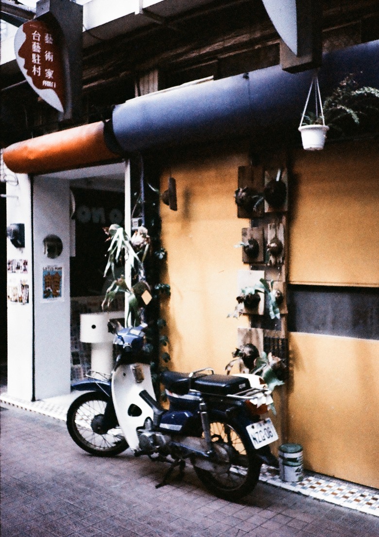 Pentax 17+ kodak Gold