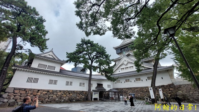 【日本 九州】包車自由行趴趴走 ｜鬼斧神工 高千穗峽｜湖光山色 金鱗湖｜小倉城 太宰府
