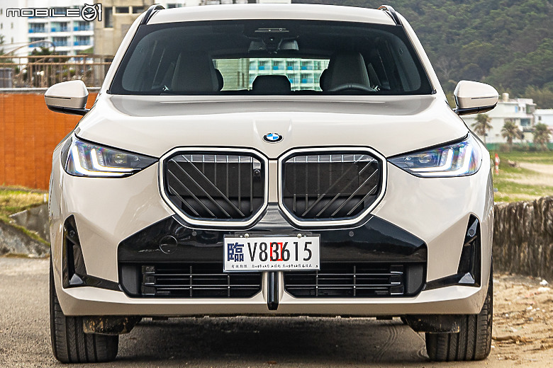 BMW 大改款 X3 20 xDrive M Sport 試駕|創新大膽設計、科技層面躍進,更面面俱到的招牌 SAV!