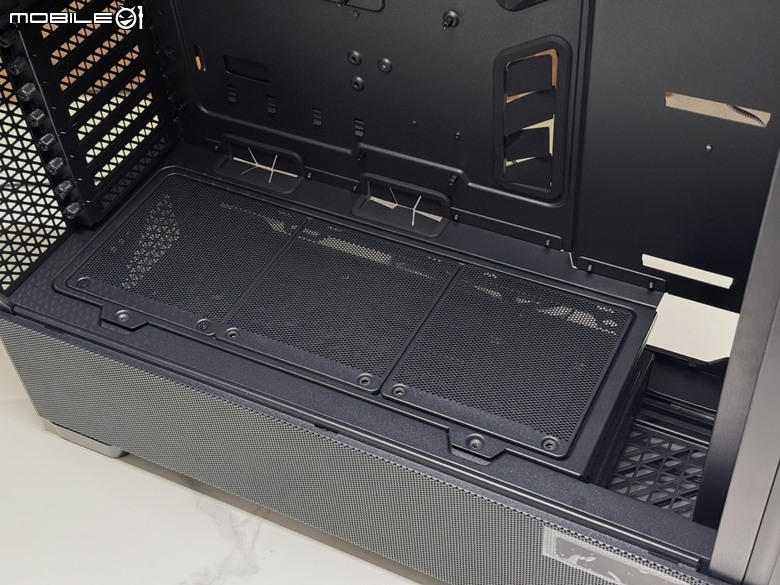 散熱掛帥，再來一點木頭元素！ANTEC FLUX PRO機殼！