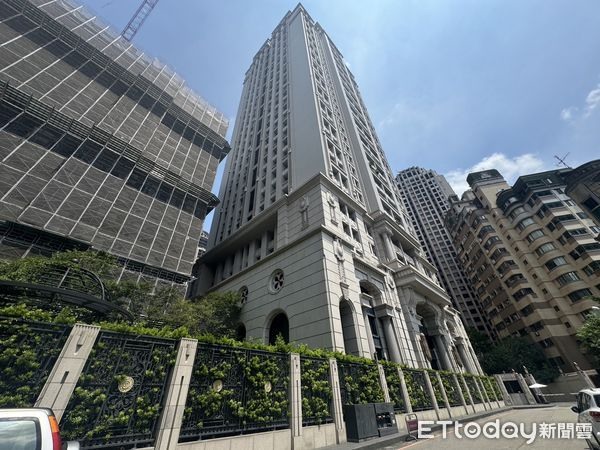 七期合併戶豪宅法拍8800萬成交，傳建商董座出手保價護航