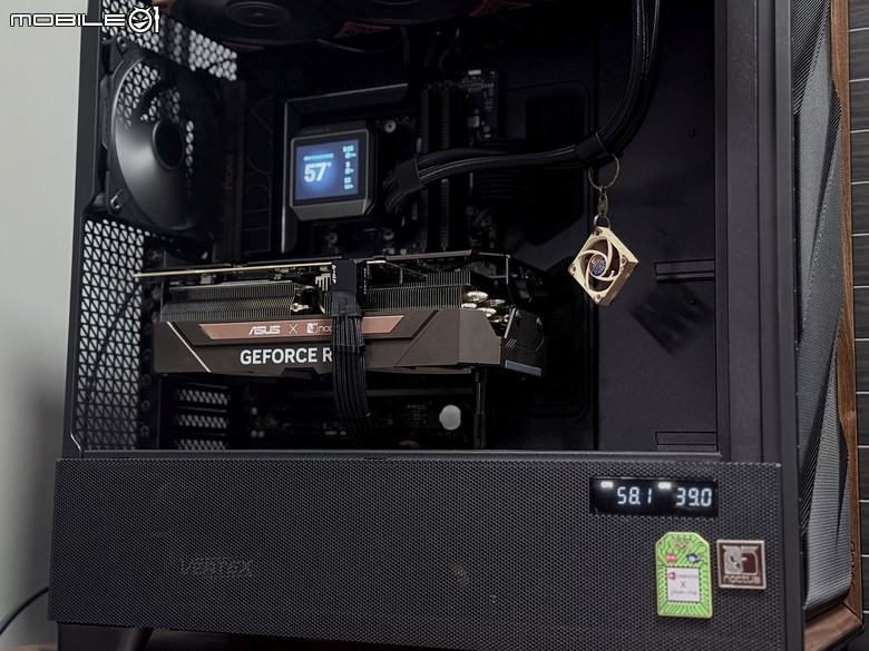 散熱掛帥，再來一點木頭元素！ANTEC FLUX PRO機殼！