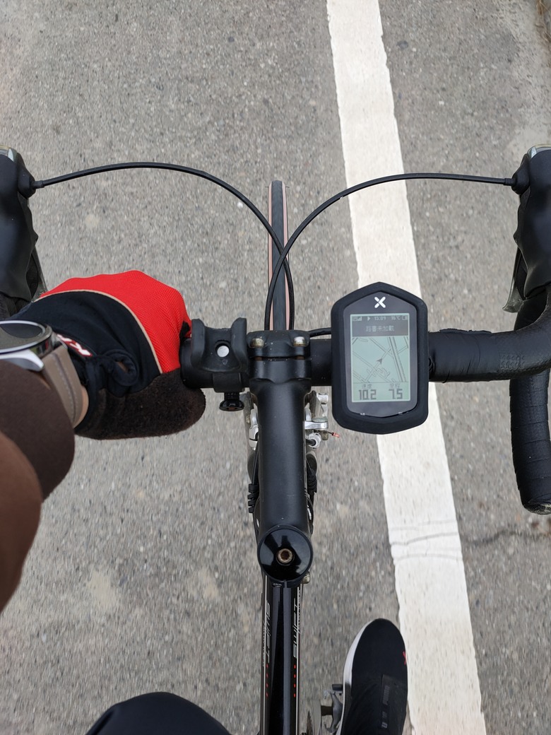 XOSS NAV+ 自行車錶