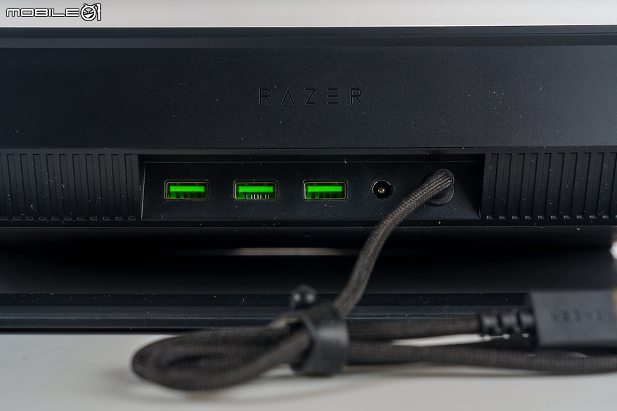 Razer Laptop Cooling Pad 實測｜14-18 全尺寸筆電支援與適應性智慧散熱技術