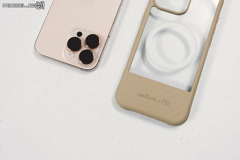 點我看大圖 iPhone 手機殼結合悠遊卡 - LINKASE 悠遊嗶嗶殼開箱,獨家創新技術,都會穿梭最佳拍檔