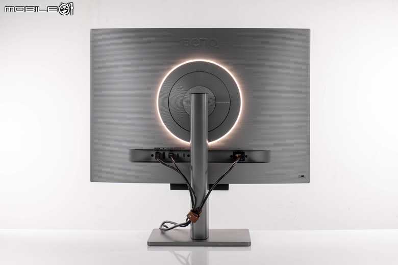 BenQ RD280U 程式設計護眼螢幕開箱實測 以獨特編碼色彩模式提供更舒適工作視野