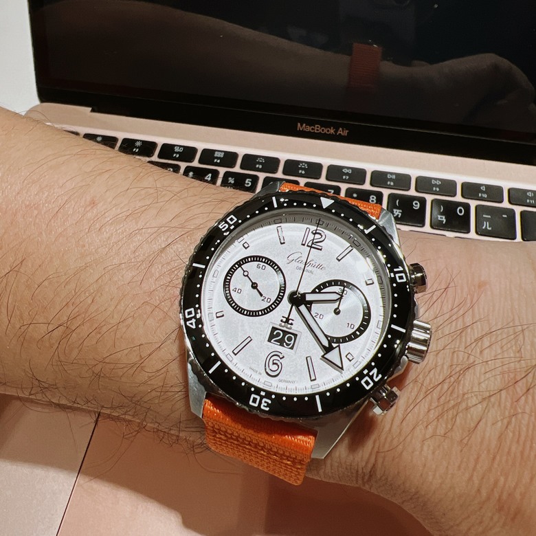 這錶真香!我的德系潛水計時初體驗~格拉蘇蒂SeaQ Chronograph
