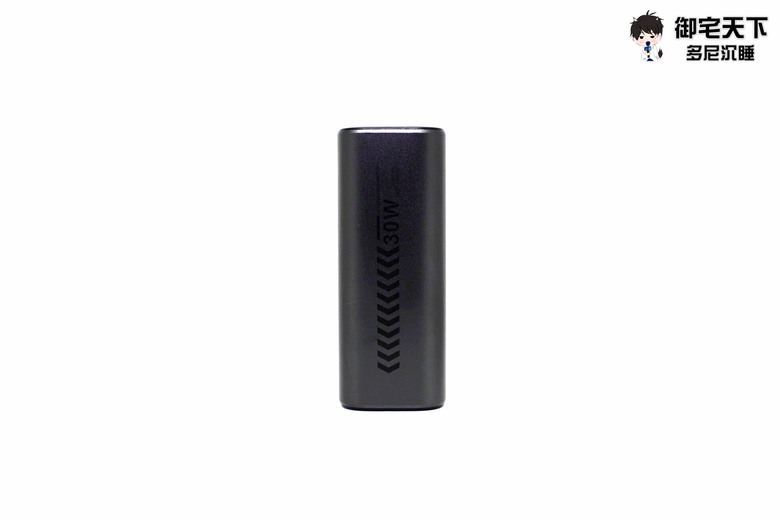 開箱|Choetech B701 10000mAh 數位顯示 PD30W 行動電源 - 自帶螢幕且 30W 快充,讓用戶免檢測器知道充電功率!