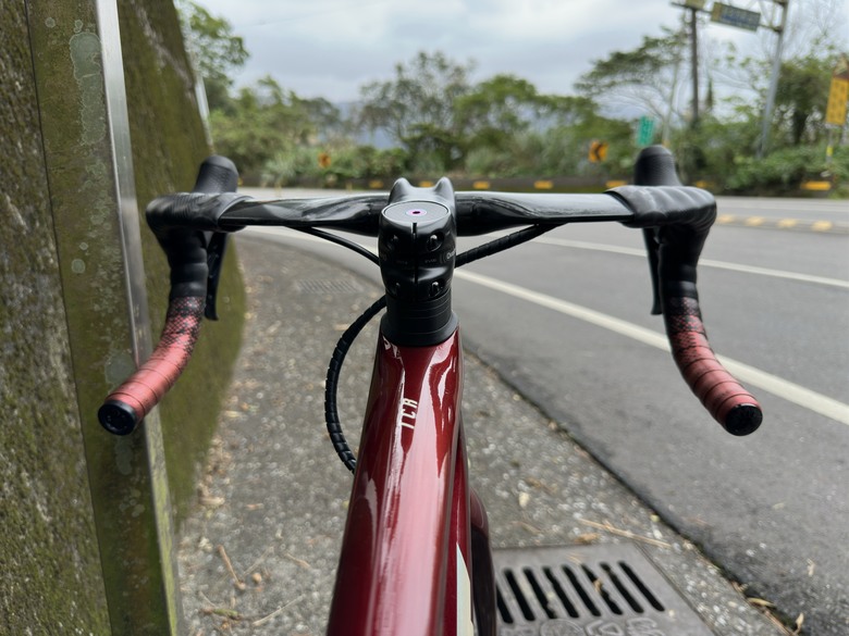 點我看大圖 組一台小時候的夢想ISP車架—GIANT TCR ADVANCED SL 星夜紅(九代TCR)
