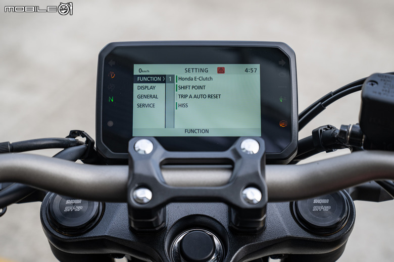 HONDA CB650R、CBR650 E-Clutch 試駕｜想熄火都難！打破操作藩籬，普及騎乘樂趣！