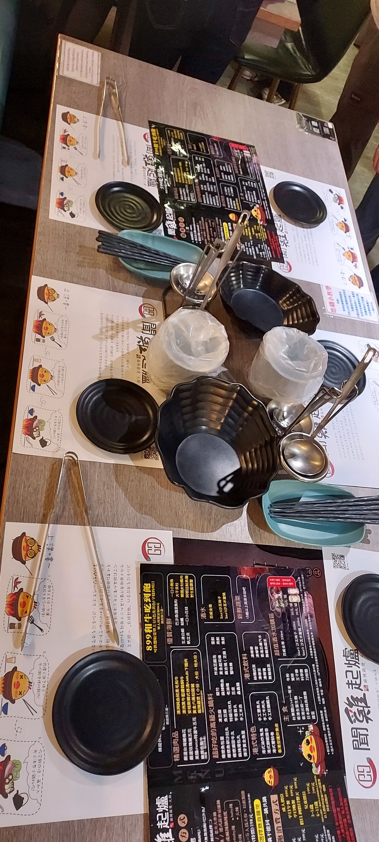 除夕夜之年夜飯【小惡魔畫蛇添福】