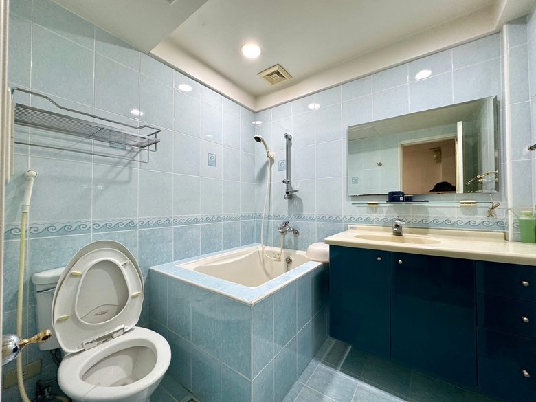 八德路一層一戶3房超稀有華廈