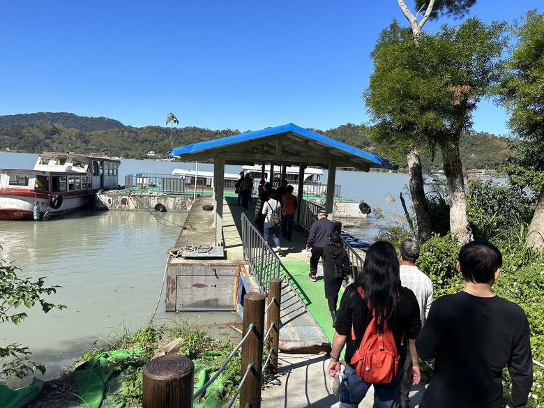 騎 遊 石 門 水 庫 ( 薑 母 島 之 旅 )