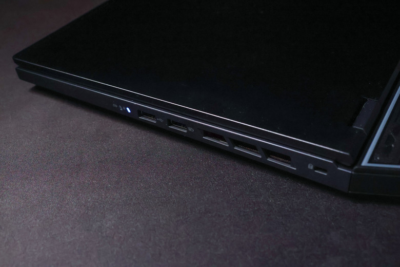 開啟宏碁信仰大門 16吋電競i9 180Hz筆電 Acer Predator Helios Neo 16 (PHN16-72-93J4) 開箱拆機