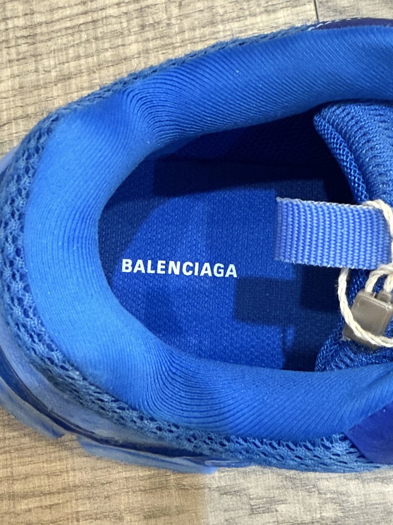 「開箱」Balenciaga track 3 藍色休閒鞋