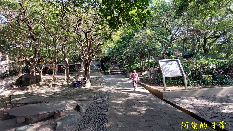 【桃園郊山】桃園的知名後花園 虎頭山公園｜桃園神社｜尋 曾經的小百岳 - 虎頭山三角點